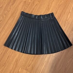 Lulu's Black Pleated Mini Skirt